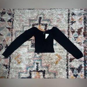 Crop top wrap shirt
